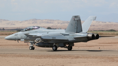 Photo ID 147892 by Ian Nightingale. USA Navy Boeing F A 18F Super Hornet, 165913