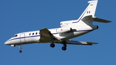 Photo ID 148323 by Roberto Bianchi. Italy Air Force Dassault Falcon 50, MM62026