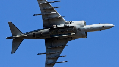 Photo ID 150377 by Jaysen F. Snow - Sterling Aerospace Photography. USA Marines McDonnell Douglas AV 8B Harrier ll, 165582