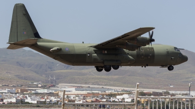 Photo ID 154606 by Rafael Santana. UK Air Force Lockheed Martin Hercules C4 C 130J 30 L 382, ZH874