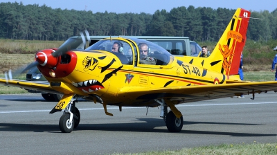 Photo ID 159511 by Arie van Groen. Belgium Air Force SIAI Marchetti SF 260D, ST 48