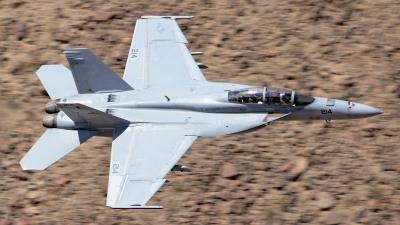 Photo ID 159836 by Mark Munzel. USA Navy Boeing F A 18F Super Hornet, 166886