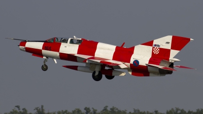 Photo ID 162102 by Chris Lofting. Croatia Air Force Mikoyan Gurevich MiG 21UMD, 165