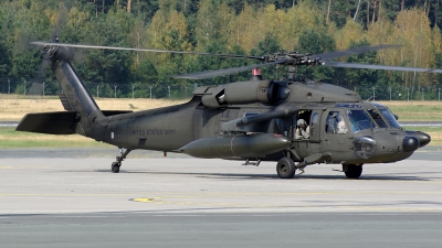 Photo ID 162150 by Günther Feniuk. USA Army Sikorsky UH 60A C Black Hawk S 70A, 88 26027