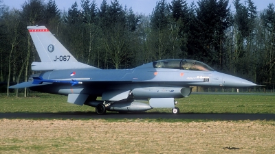 Photo ID 162558 by Rainer Mueller. Netherlands Air Force General Dynamics F 16B Fighting Falcon, J 067