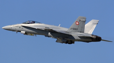 Photo ID 163331 by Milos Ruza. Switzerland Air Force McDonnell Douglas F A 18C Hornet, J 5007