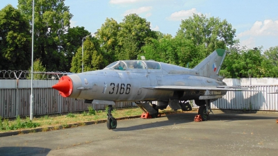 Photo ID 164752 by Péter Szentirmai. Czech Republic Air Force Mikoyan Gurevich MiG 21UM, 3166