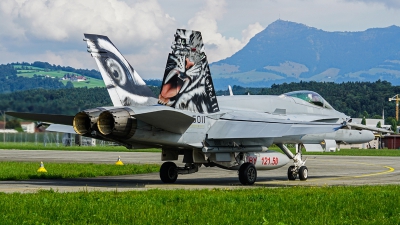 Photo ID 165331 by Reto Gadola. Switzerland Air Force McDonnell Douglas F A 18C Hornet, J 5011