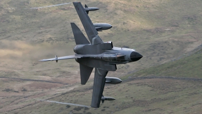 Photo ID 20544 by Neil Bates. UK Air Force Panavia Tornado GR4 T, ZA598