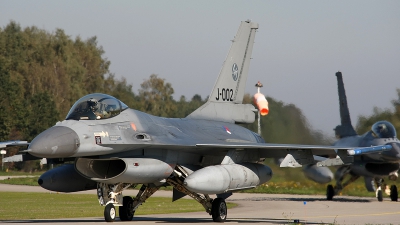 Photo ID 167278 by Jan Eenling. Netherlands Air Force General Dynamics F 16AM Fighting Falcon, J 002