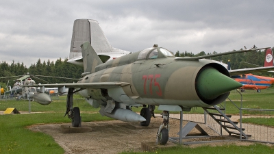 Photo ID 167305 by Jan Eenling. East Germany Air Force Mikoyan Gurevich MiG 21MF, 775