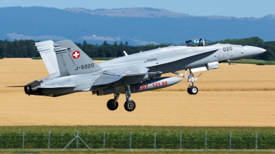 Photo ID 170088 by Reto Gadola. Switzerland Air Force McDonnell Douglas F A 18C Hornet, J 5020