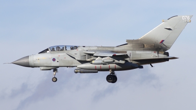Photo ID 170542 by Chris Lofting. UK Air Force Panavia Tornado GR4, ZA614