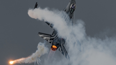 Photo ID 172012 by Alex van Noye. Belgium Air Force General Dynamics F 16AM Fighting Falcon, FA 123