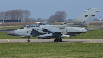 Photo ID 174008 by John. UK Air Force Panavia Tornado GR4A, ZA372