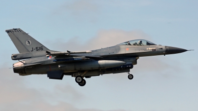 Photo ID 176793 by Richard de Groot. Netherlands Air Force General Dynamics F 16AM Fighting Falcon, J 516