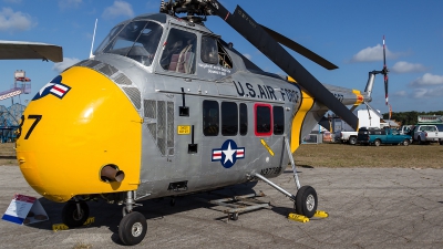 Photo ID 176772 by Hector Rivera - Puerto Rico Spotter. Private Private Sikorsky UH 19D SI Chickasaw, N37788
