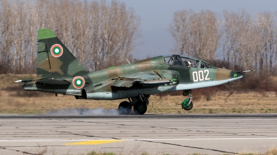 Photo ID 179381 by Robin Coenders / VORTEX-images. Bulgaria Air Force Sukhoi Su 25UBK, 002
