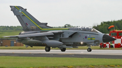 Photo ID 2359 by Robin Powney. UK Air Force Panavia Tornado GR4, ZA585