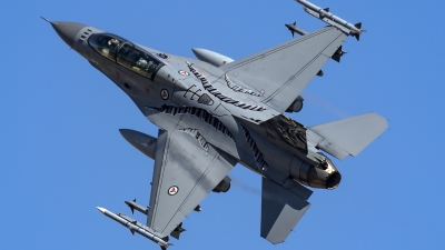 Photo ID 184937 by Thomas Ziegler - Aviation-Media. Norway Air Force General Dynamics F 16BM Fighting Falcon, 692