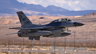Photo ID 185918 by Craig Pelleymounter. USA Air Force General Dynamics F 16D Fighting Falcon, 86 0042