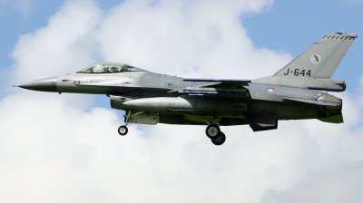Photo ID 186843 by Arie van Groen. Netherlands Air Force General Dynamics F 16AM Fighting Falcon, J 644