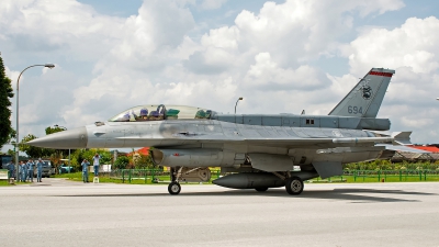 Photo ID 187954 by Gary Ng. Singapore Air Force General Dynamics F 16D Fighting Falcon, 96 5029