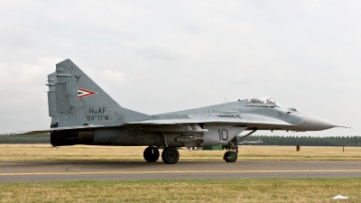 Photo ID 188568 by Jan Eenling. Hungary Air Force Mikoyan Gurevich MiG 29B 9 12A, 10