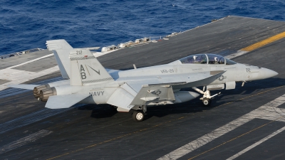 Photo ID 189676 by Klemens Hoevel. USA Navy Boeing F A 18F Super Hornet, 166814