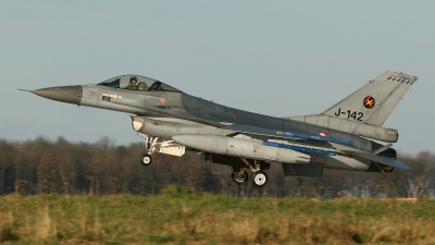 Photo ID 23251 by Koen Cominotto. Netherlands Air Force General Dynamics F 16AM Fighting Falcon, J 142