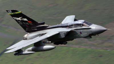 Photo ID 23449 by Scott Rathbone. UK Air Force Panavia Tornado GR4, ZA469