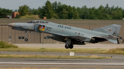 Photo ID 23730 by Lieuwe Hofstra. Germany Air Force McDonnell Douglas F 4F Phantom II, 37 48