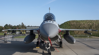 Photo ID 200804 by W.A.Kazior. Poland Air Force General Dynamics F 16C Fighting Falcon, 4052