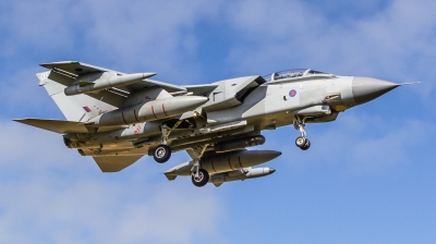 Photo ID 201978 by Mike Macdonald. UK Air Force Panavia Tornado GR4, ZA588