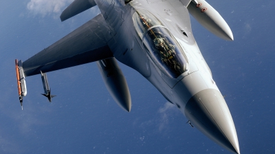 Photo ID 23888 by Rob Tabor. USA Air Force General Dynamics F 16D Fighting Falcon, 89 2172
