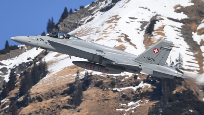 Photo ID 205618 by Luca Fahrni. Switzerland Air Force McDonnell Douglas F A 18C Hornet, J 5006