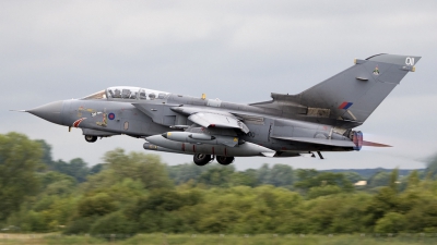 Photo ID 24298 by Craig Pelleymounter. UK Air Force Panavia Tornado GR4A, ZA400