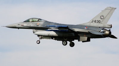 Photo ID 207468 by Arie van Groen. Netherlands Air Force General Dynamics F 16AM Fighting Falcon, J 630