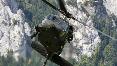 Photo ID 207550 by Thomas Ziegler - Aviation-Media. Austria Air Force Sikorsky S 70A 42 Black Hawk, 6M BF