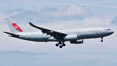 Photo ID 211418 by Fabio Radici. UK Air Force Airbus Voyager KC2 A330 243MRTT, ZZ330