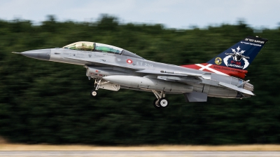Photo ID 211502 by Kris Christiaens. Denmark Air Force General Dynamics F 16BM Fighting Falcon, ET 210