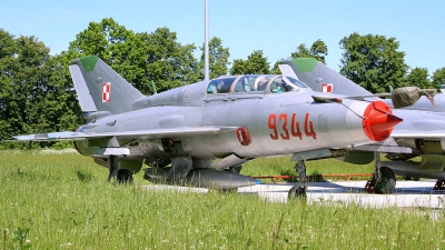 Photo ID 212238 by Stephan Sarich. Poland Air Force Mikoyan Gurevich MiG 21UM, 9344
