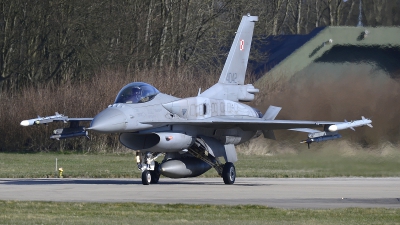 Photo ID 212491 by Peter Boschert. Poland Air Force General Dynamics F 16C Fighting Falcon, 4042