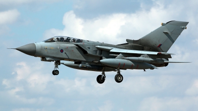 Photo ID 212731 by Carl Brent. UK Air Force Panavia Tornado GR4, ZA543