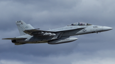 Photo ID 215120 by Paul Varner. USA Navy Boeing F A 18F Super Hornet, 166925