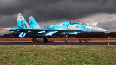 Photo ID 215399 by Carl Brent. Ukraine Air Force Sukhoi Su 27UB1M, B 1831M1