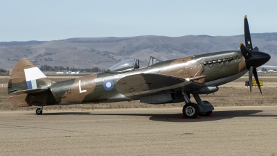 Photo ID 222683 by W.A.Kazior. Private Commemorative Air Force Supermarine 379 Spitfire FR XIVe, N749DP
