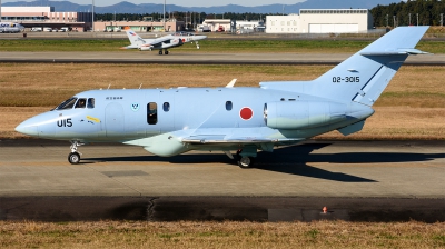 Photo ID 219129 by Mark Munzel. Japan Air Force Hawker Siddeley U 125A HS 125 800, 02 3015