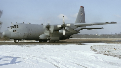 Photo ID 220622 by Matthias Becker. USA Air Force Lockheed C 130H Hercules L 382, 92 0552