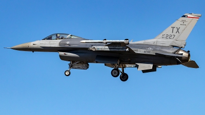 Photo ID 220869 by Alex Jossi. USA Air Force General Dynamics F 16C Fighting Falcon, 86 0227